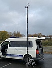 Führungskraftwagens (FüKW) mit installierter W-LAN-Antenne für eine Richtfunkstrecke